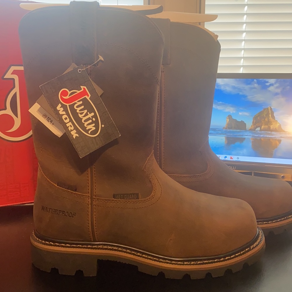 Men’s Justin Work boot, waterproof, size 8